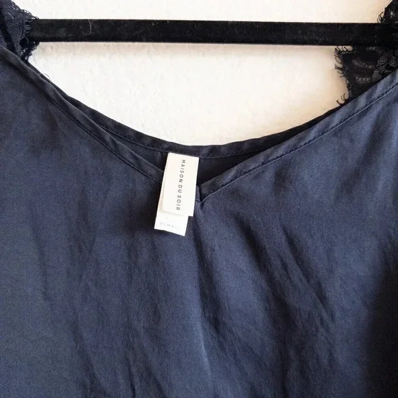 NEW Maison du Soir Grace 100% Silk Tank in Black, Size Extra Small XS - Picture 4 of 5